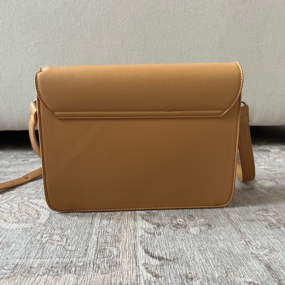 Pixie Mood Zoe Crossbody Bag - Picture 3 of 9